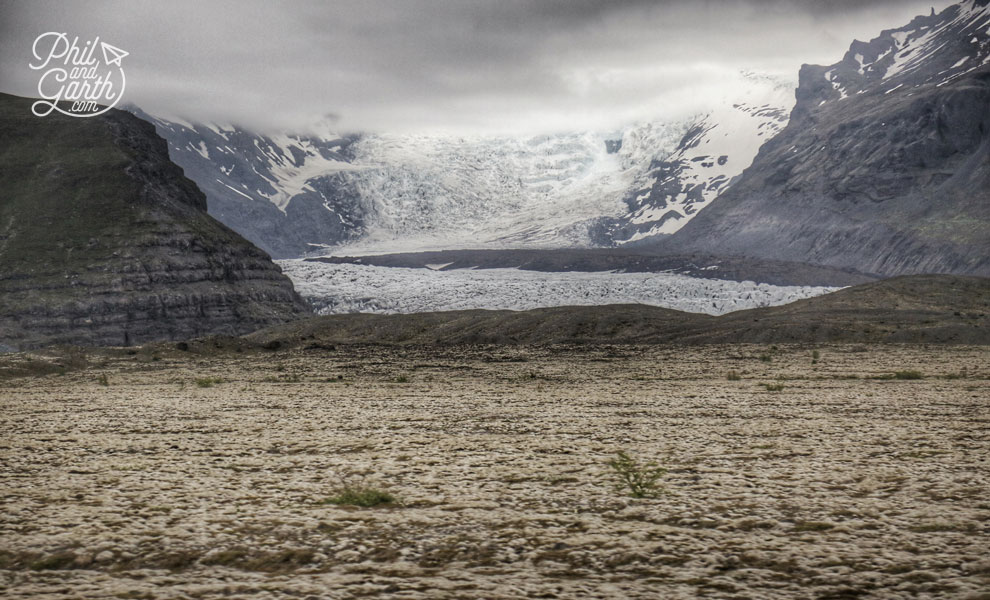 Iceland-south-glacier-between-mountains-travel-review