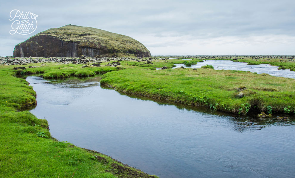 Iceland_Orustuholl_battle_hill_travel_review