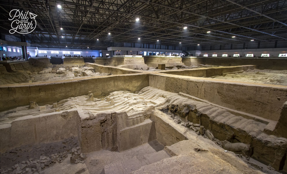 xian_terracotta_warriors_pit2