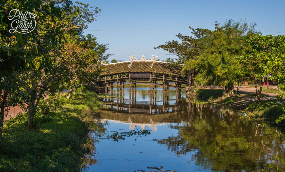 Thanh Toan Tile Bridge