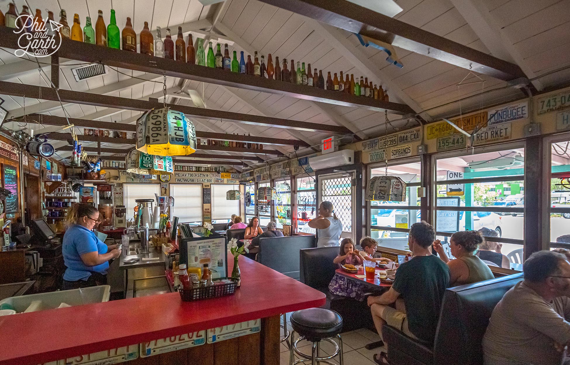 Drive From Miami To Key West 18 Things To Do In Key West Phil And Garth   Mrs Macs Kitchen On Key Largo Florida USA 