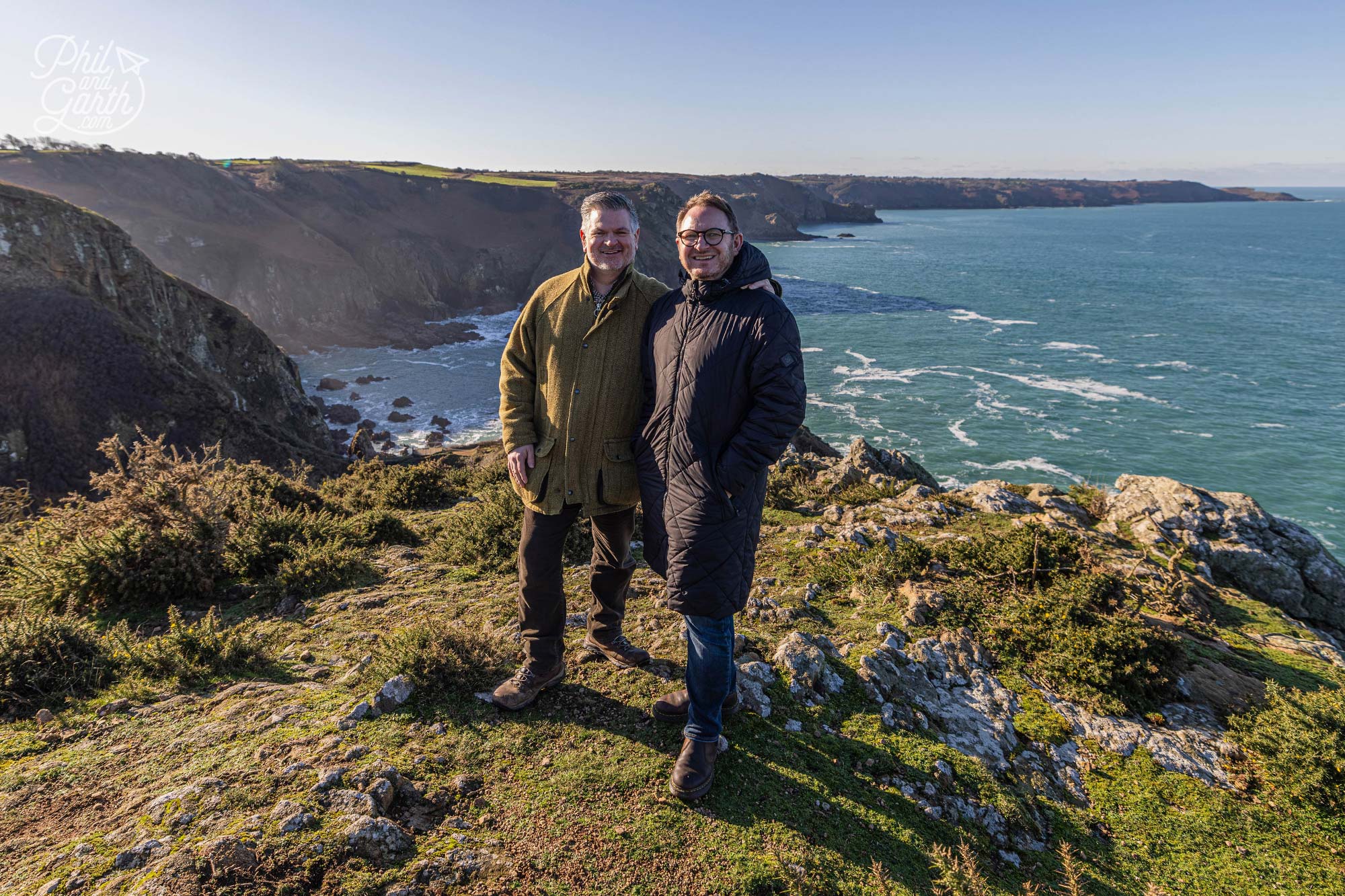 Phil and Garth at a scenic viewpoint opoosite Devil's Hole